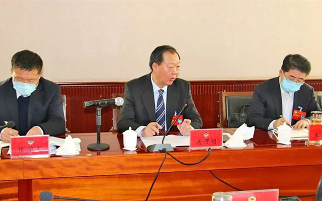 马得明在参加市政协委员分组讨论时强调 聚焦主责主业 勇于责任担当